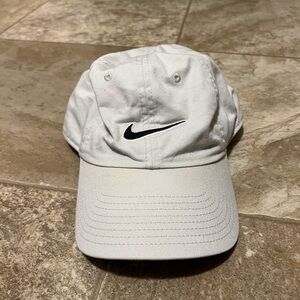 Nike Classic White Baseball Cap